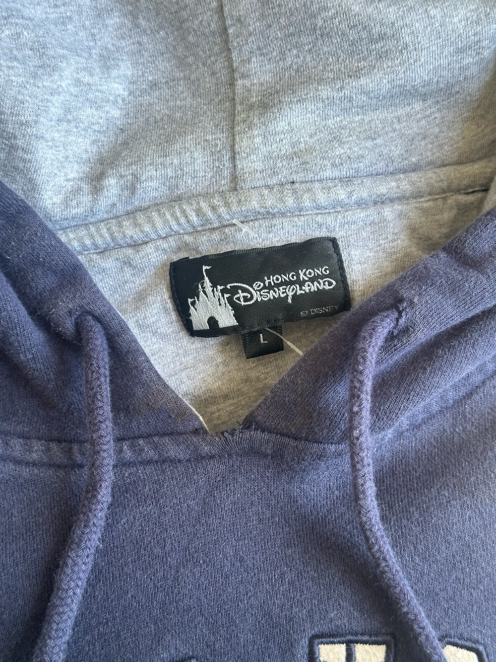 Hong Kong Disneyland Mickey Mouse 1928 Navy Hoodie Size Large — Park Exclusive - Picture 5 of 5